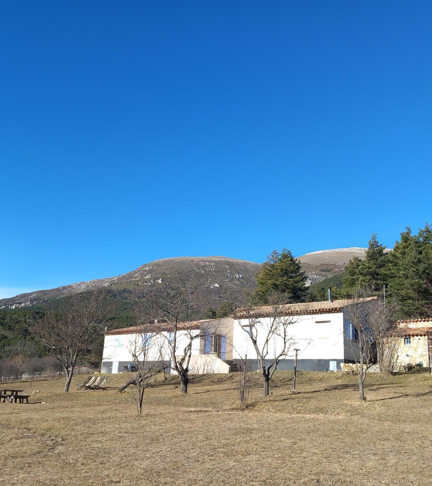 Gite La Mountagna Peyroules ภายนอก รูปภาพ
